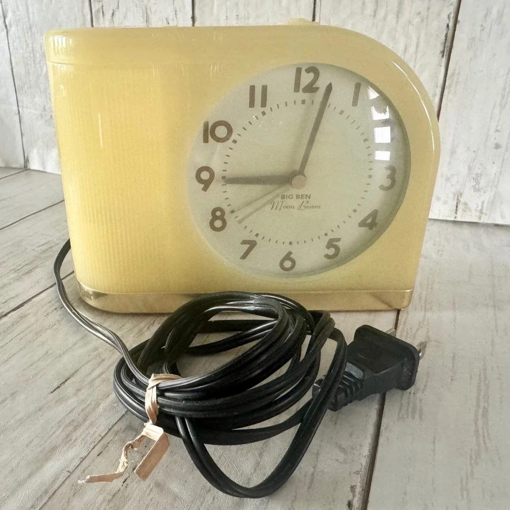 Westclox Yellow Big Ben Moon Beam Clock Cream Art Deco Retro Electric #43000
